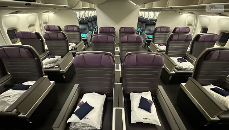 Difference Between United Economy Plus And United Premium Plus