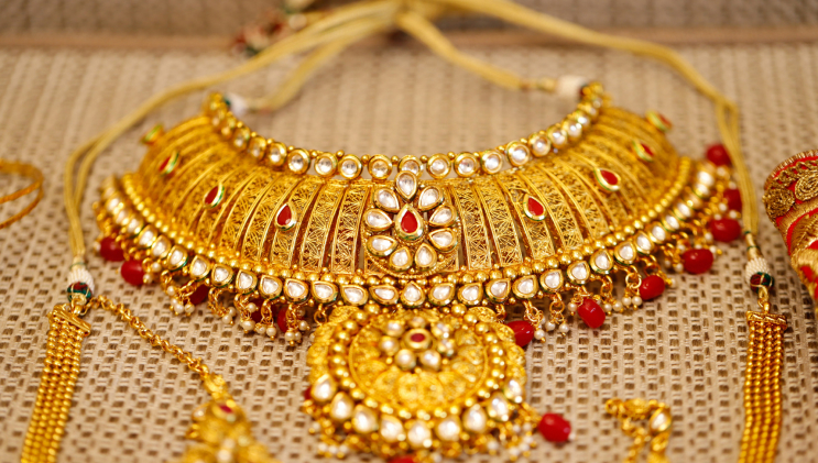 Gold Jewelry_ Aesthetic and Investment Value